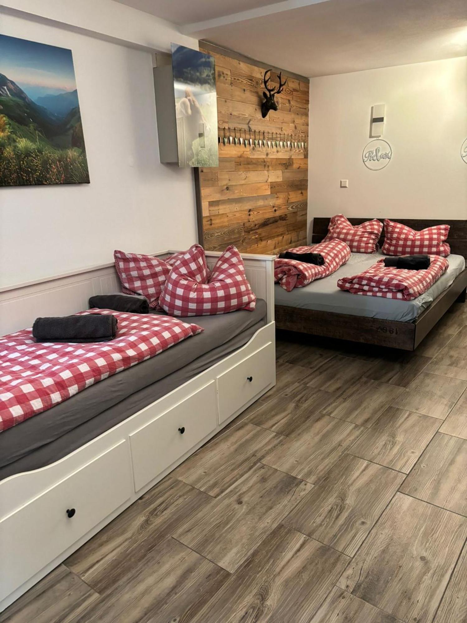 Ferienwohnung Beutelsbacherstr. 12 C Stoccarda Esterno foto